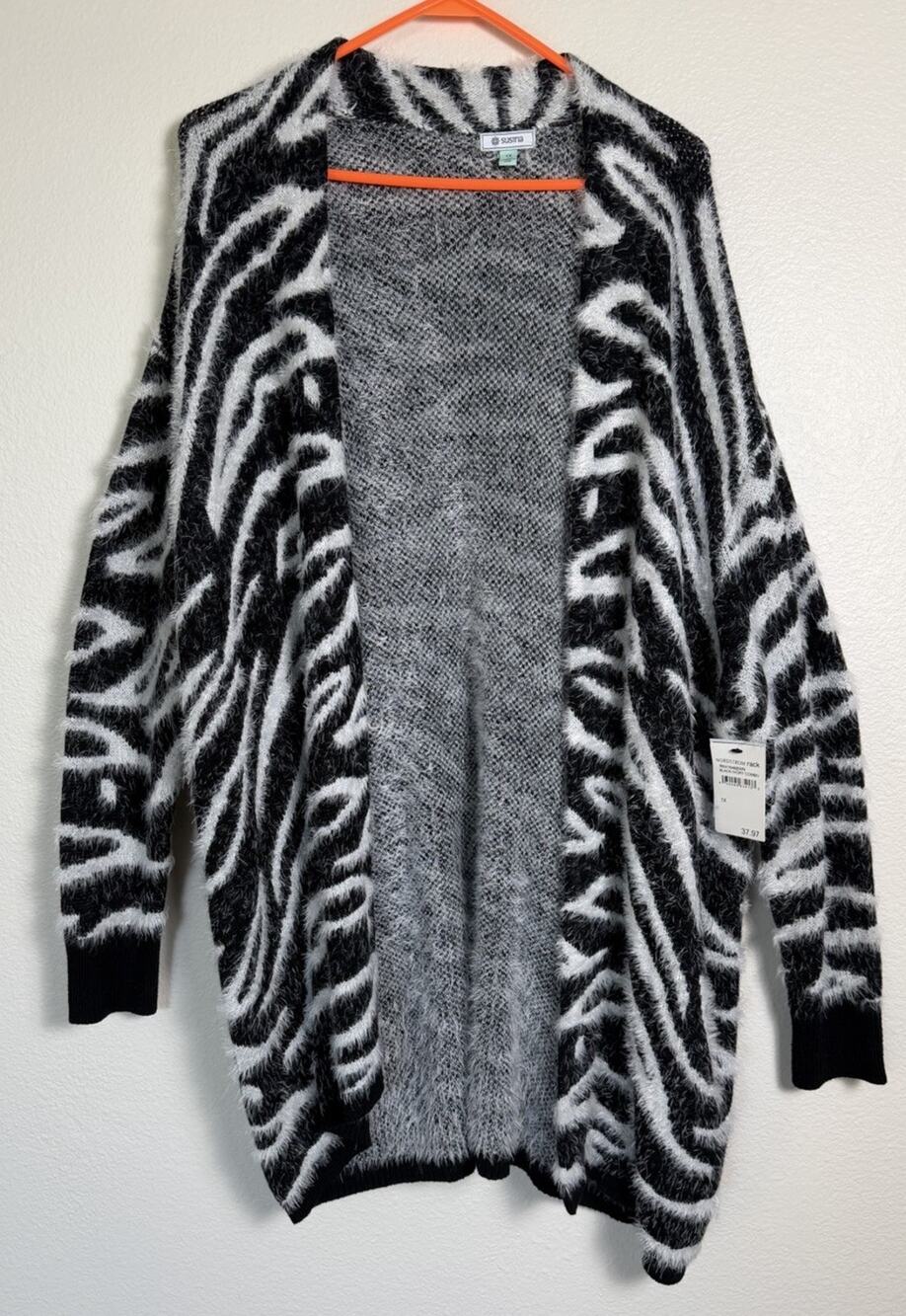 Susina Women's Black White Zebra Fuzzy Cardigan Animal Print Cozy Knit Size 1X